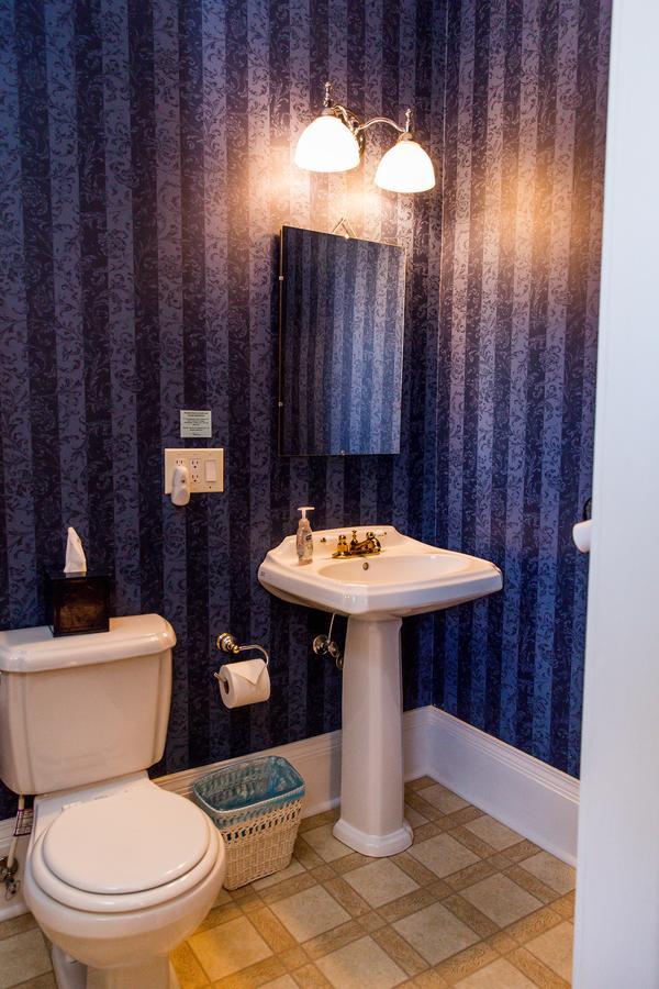 The Henderson Bed and Breakfast Hendersonville Buitenkant foto