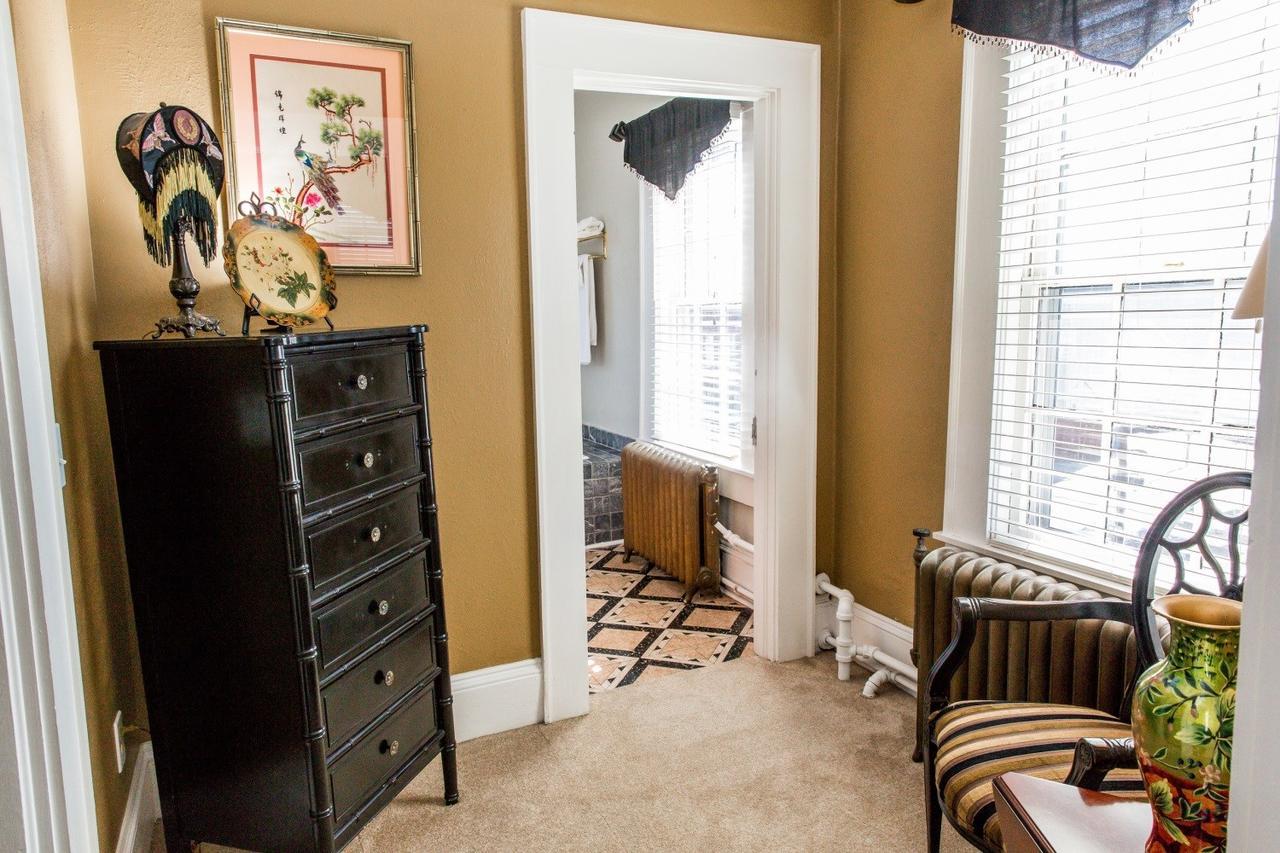 The Henderson Bed and Breakfast Hendersonville Buitenkant foto