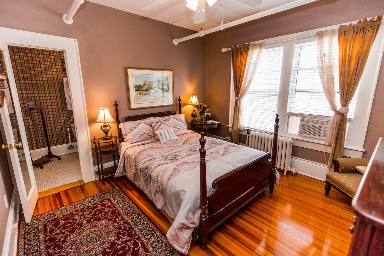 The Henderson Bed and Breakfast Hendersonville Buitenkant foto