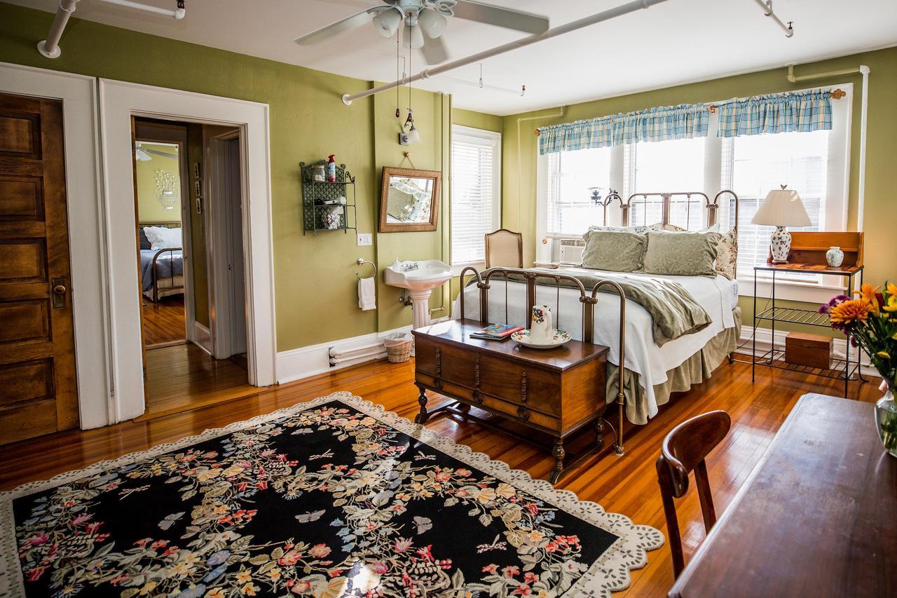 The Henderson Bed and Breakfast Hendersonville Buitenkant foto