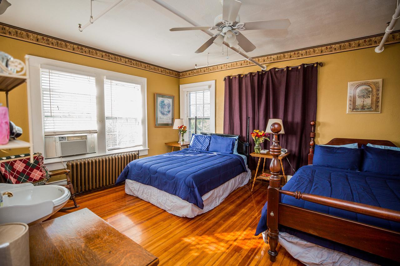 The Henderson Bed and Breakfast Hendersonville Buitenkant foto