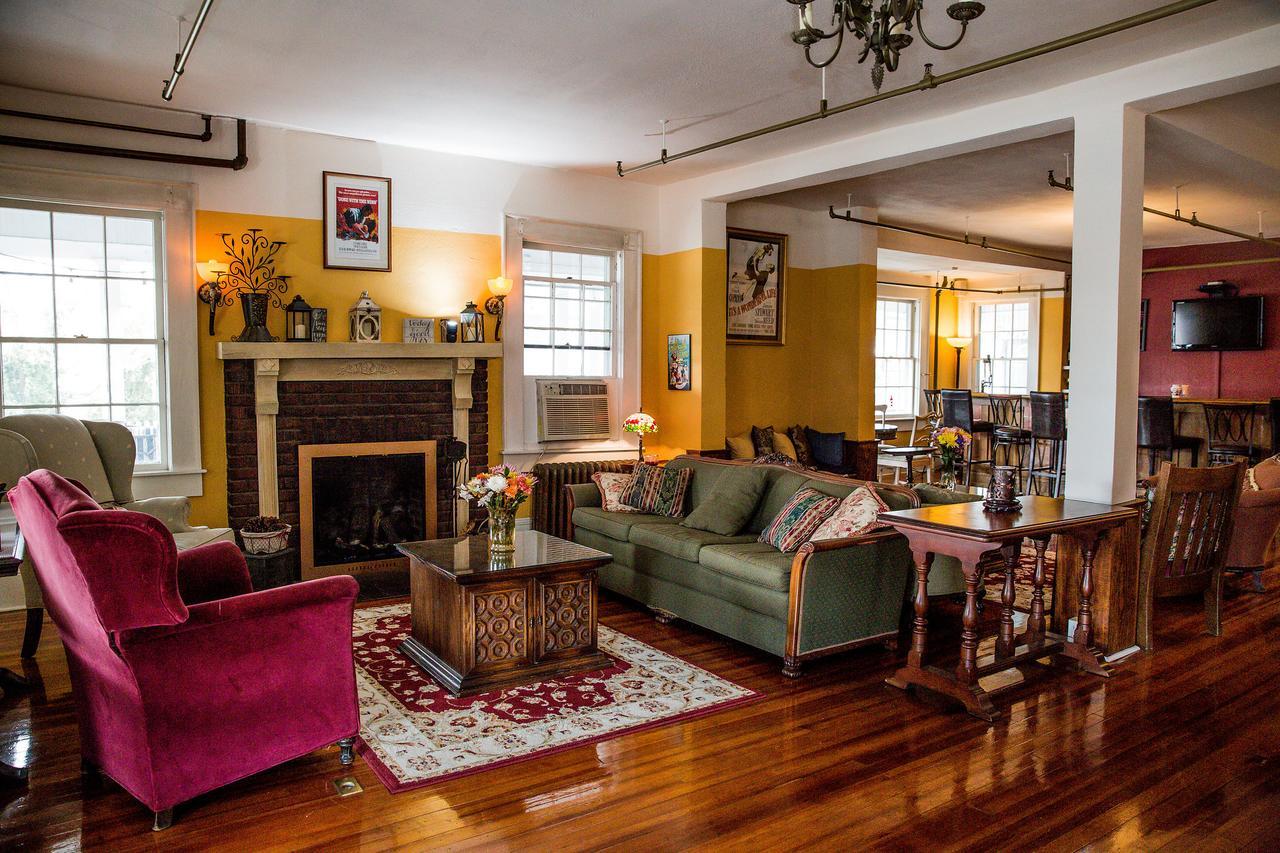 The Henderson Bed and Breakfast Hendersonville Buitenkant foto
