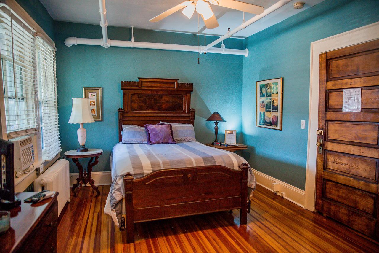 The Henderson Bed and Breakfast Hendersonville Buitenkant foto