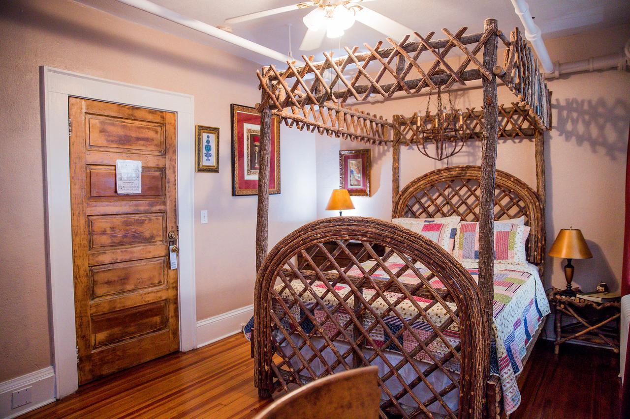 The Henderson Bed and Breakfast Hendersonville Buitenkant foto