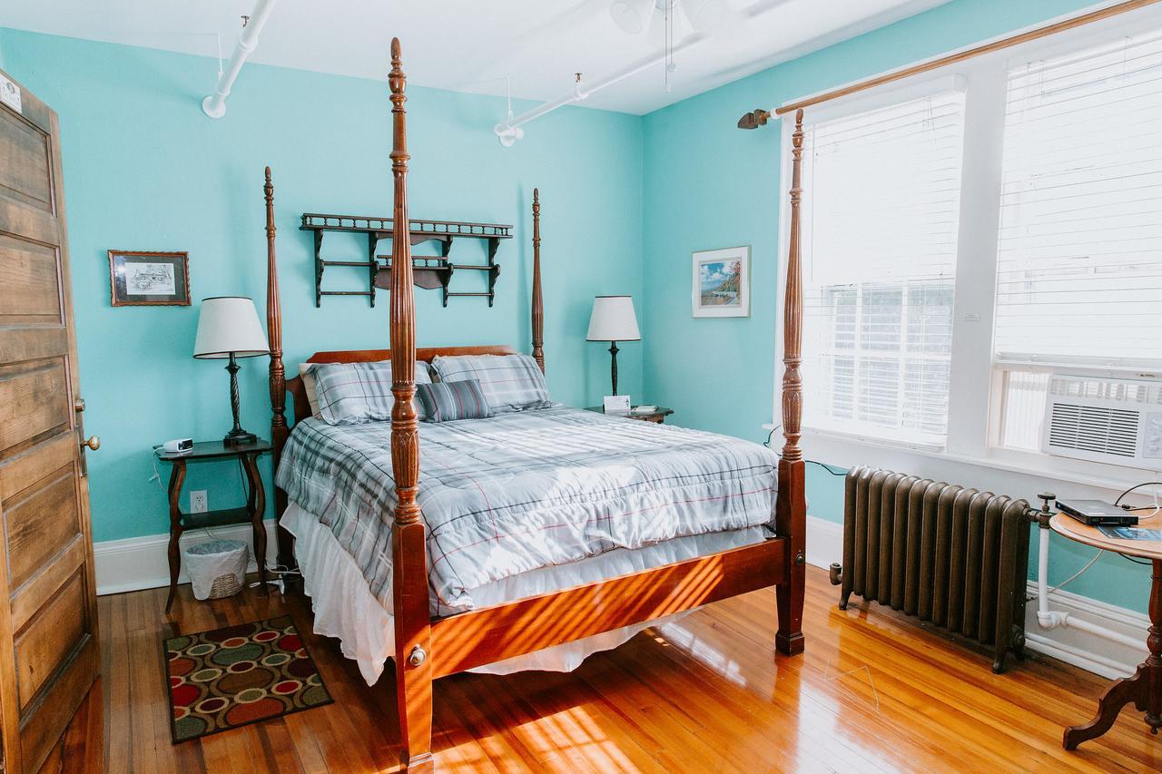 The Henderson Bed and Breakfast Hendersonville Buitenkant foto
